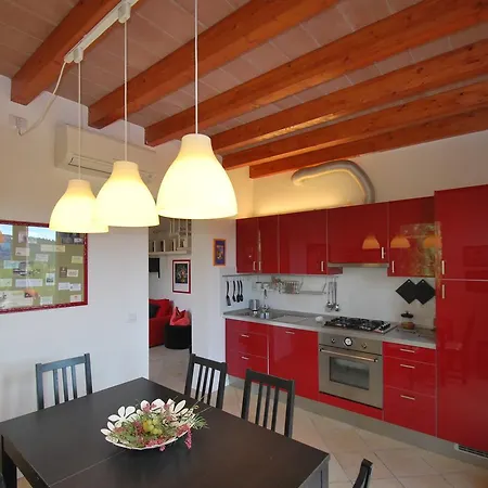 Ciclamino Vila Casa Alzi